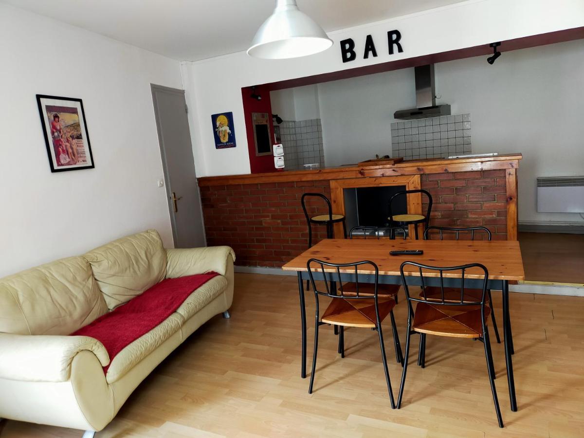 Agreable Appartement De 48 M² En Rdc Ла-Бурбуль Екстер'єр фото