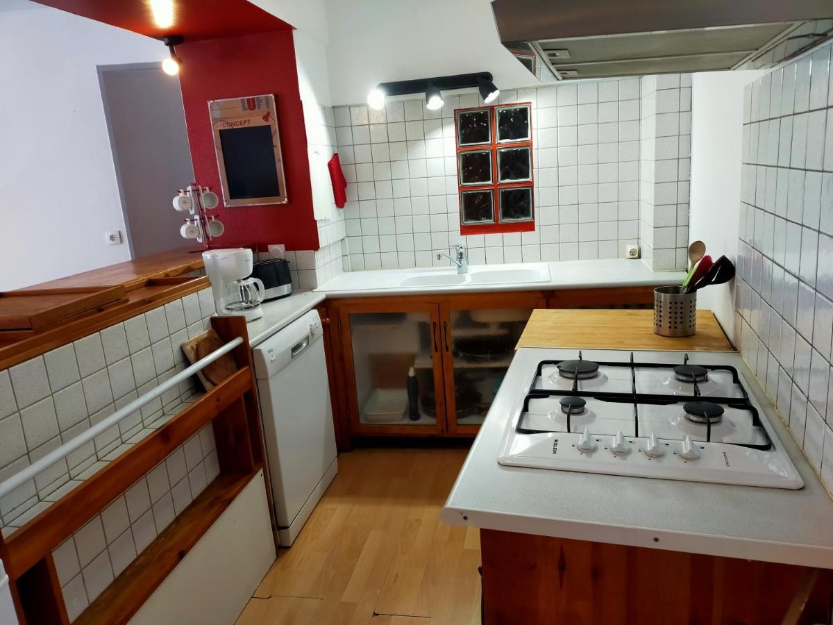 Agreable Appartement De 48 M² En Rdc Ла-Бурбуль Екстер'єр фото